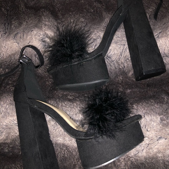HIGH HEELS WITH FUR and platform ✨ - Picture 2 of 2